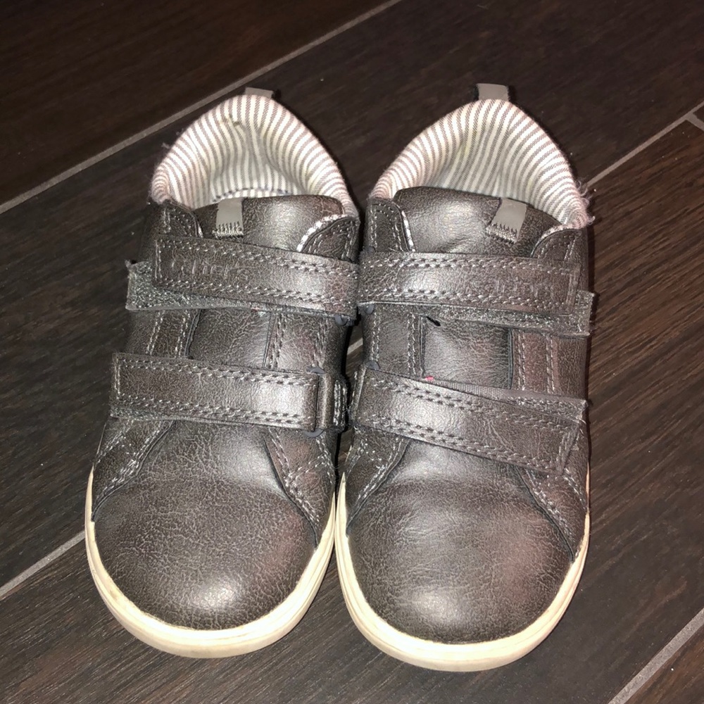 Kids shoes size 12